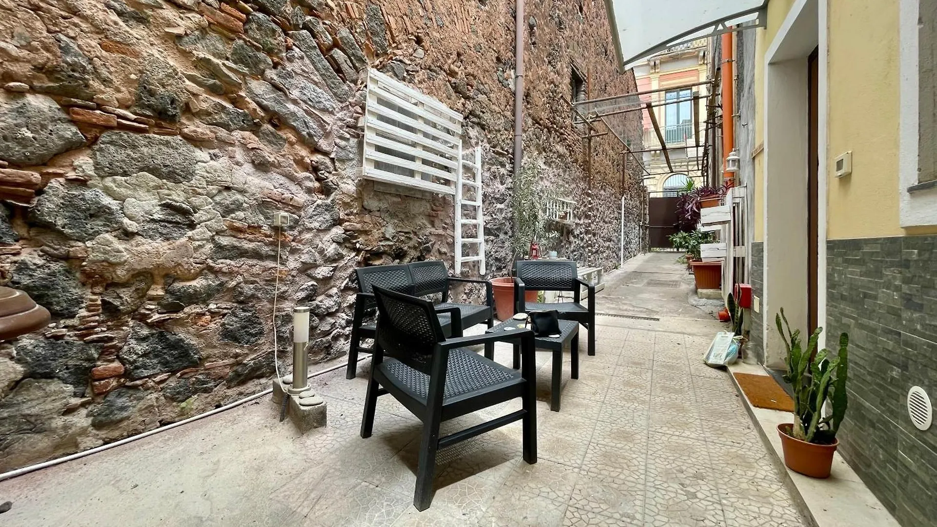 One Vicolo Lavico Apartment Catania Italy